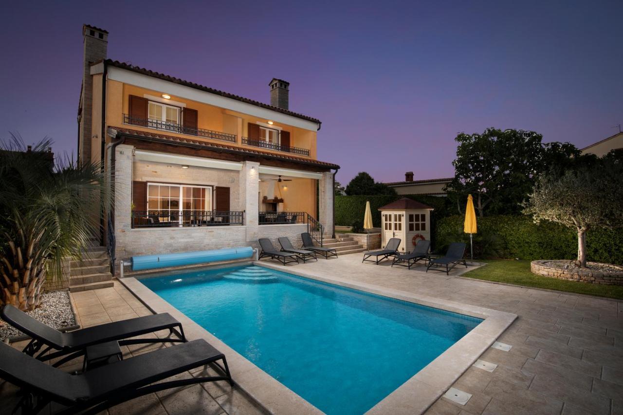 Villa Suprema Pomer Exterior photo